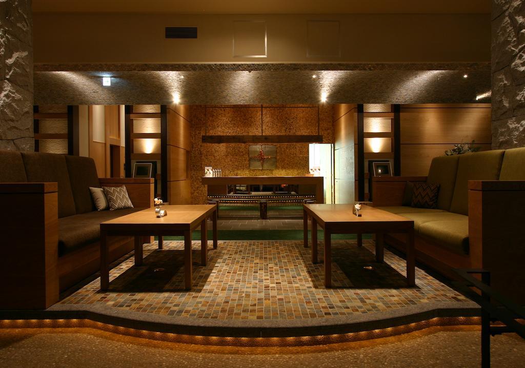 Hotel Coco Grand Takasaki Bagian luar foto