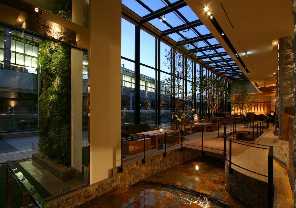 Hotel Coco Grand Takasaki Bagian luar foto