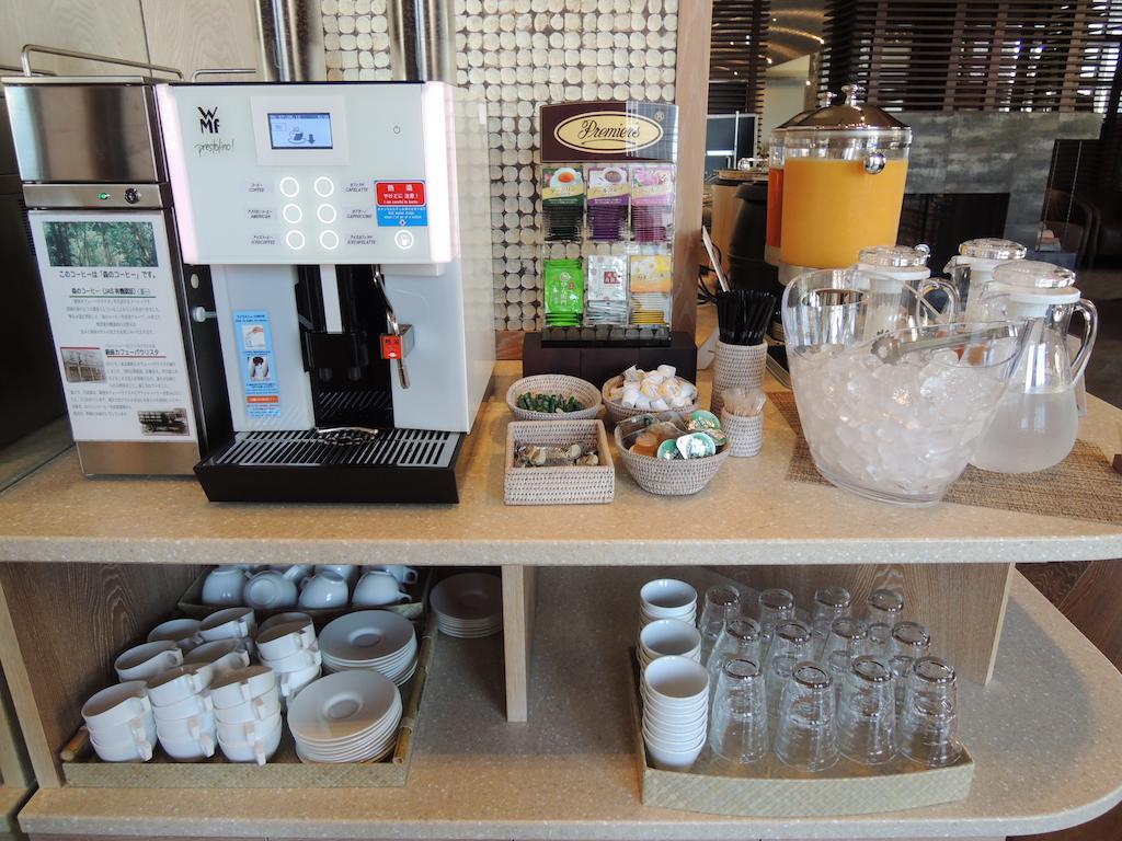 Hotel Coco Grand Takasaki Bagian luar foto