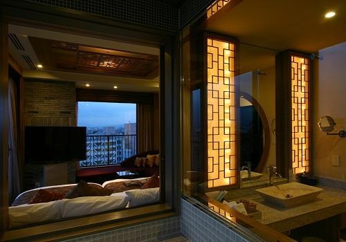 Hotel Coco Grand Takasaki Bagian luar foto