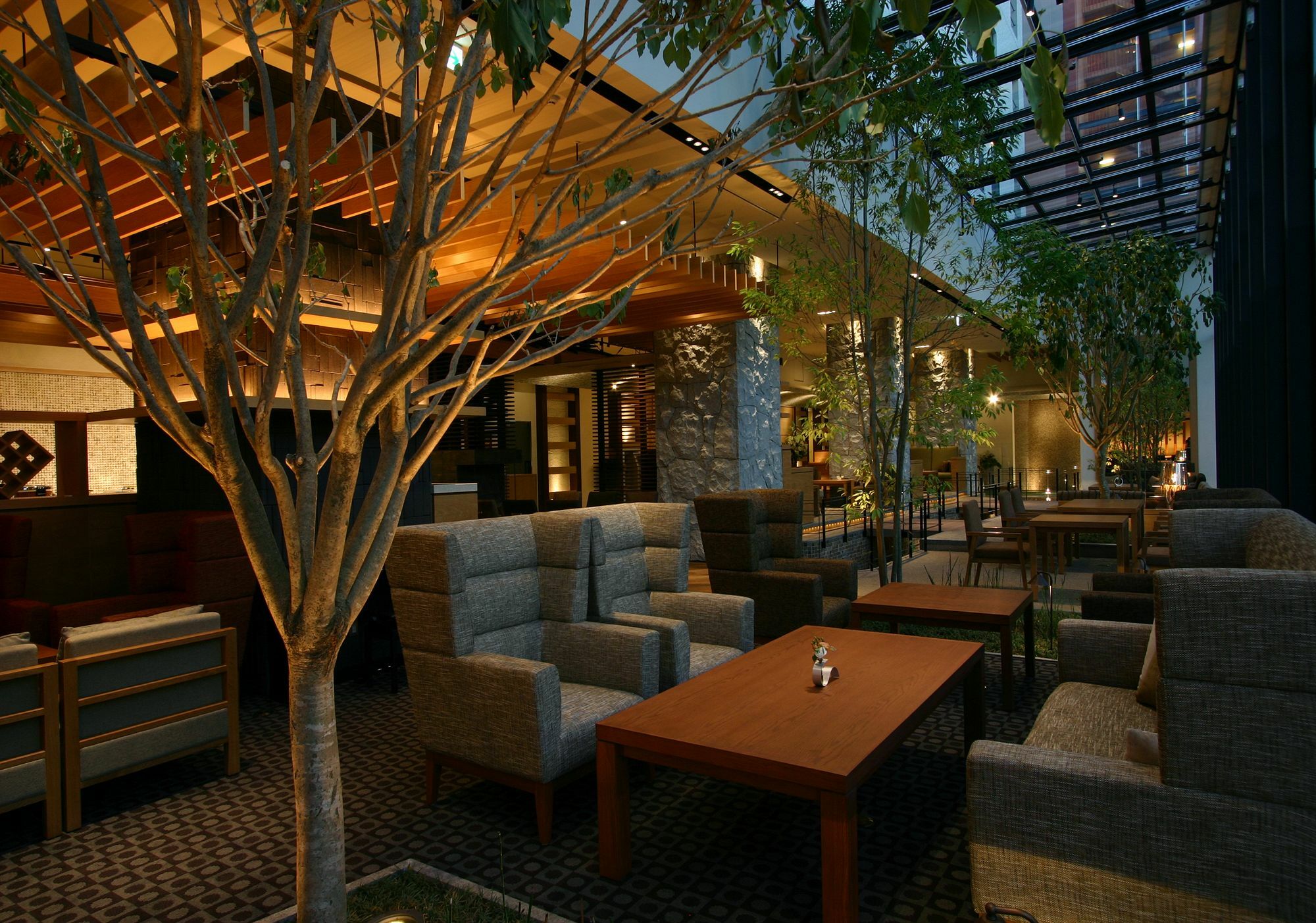 Hotel Coco Grand Takasaki Bagian luar foto